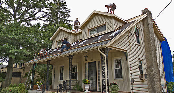 Best Emergency Roof Repair  in La Riviera, CA